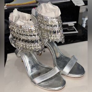 Gianni Bini rhinestone embellished heels, Sexy, Leather, 4” heels, size: 10 Chic